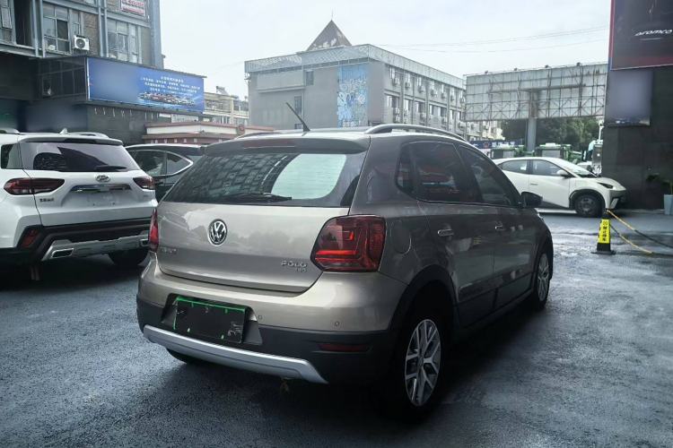 Used Volkswagen Polo 2014 1.6L Cross Polo Automatic Exterior 5