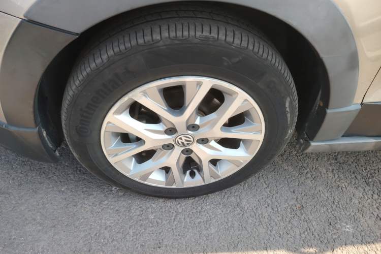 Used Volkswagen Polo 2014 1.6L Cross Polo Automatic Exterior 7