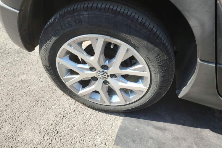 Used Volkswagen Polo 2014 1.6L Cross Polo Automatic Exterior 8