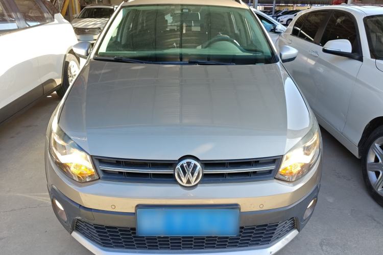Used Volkswagen Polo 2014 1.6L Cross Polo Automatic Front