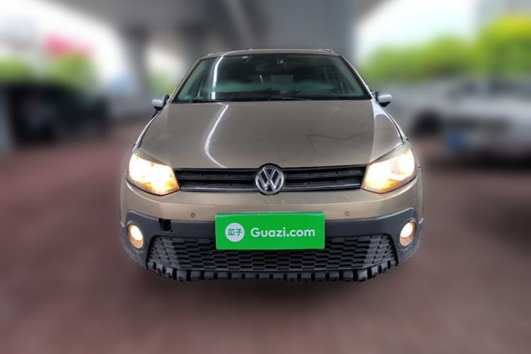 Used Volkswagen Polo 2014 1.6L Cross Polo Manual Front