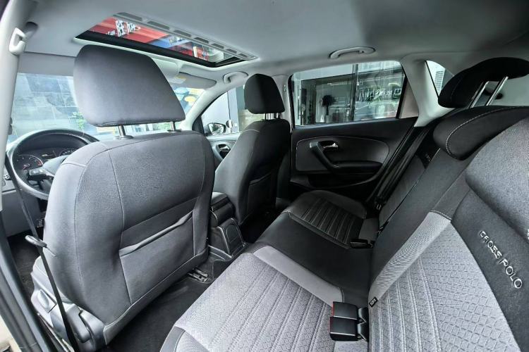 Used Volkswagen Polo 2014 1.6L Cross Polo Automatic Interior 3