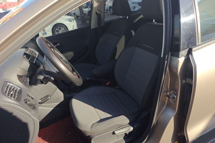 Used Volkswagen Polo 2014 1.6L Cross Polo Manual Left Front Seat