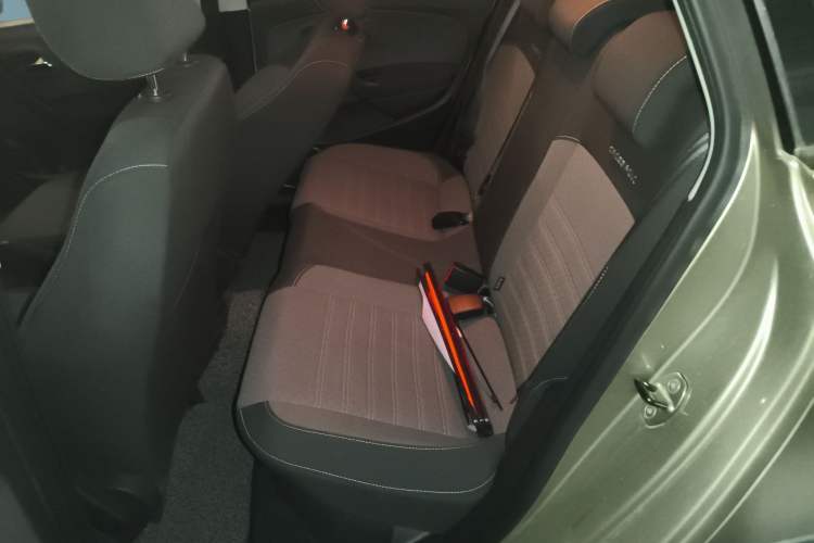 Used Volkswagen Polo 2014 1.6L Cross Polo Automatic Left Rear Seat
