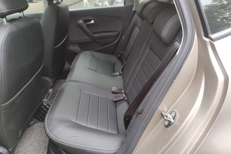 Used Volkswagen Polo 2014 1.6L Cross Polo Automatic Left Rear Seat