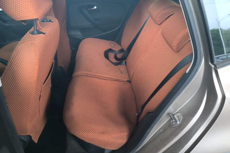 Used Volkswagen Polo 2014 1.6L Cross Polo Manual Left Rear Seat