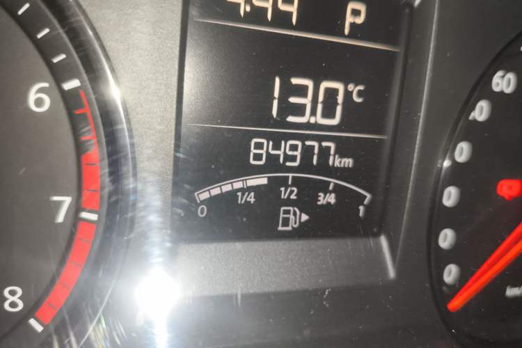 Used Volkswagen Polo 2014 1.6L Cross Polo Automatic Odometer Close Up