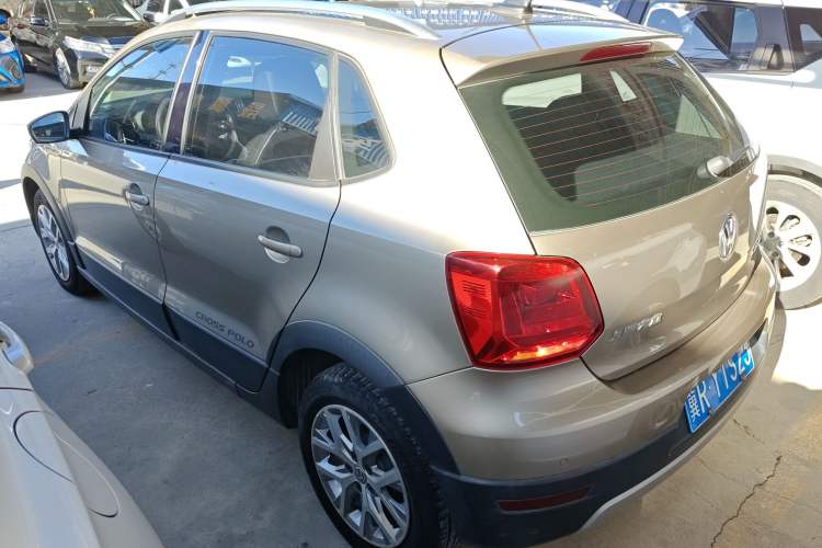 Used Volkswagen Polo 2014 1.6L Cross Polo Automatic Rear Left 45 Deg