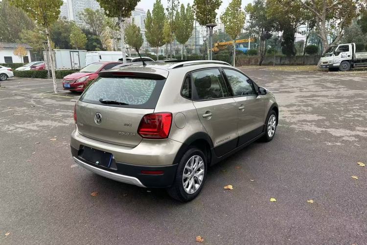 Used Volkswagen Polo 2014 1.6L Cross Polo Automatic Rear Right 45 Deg