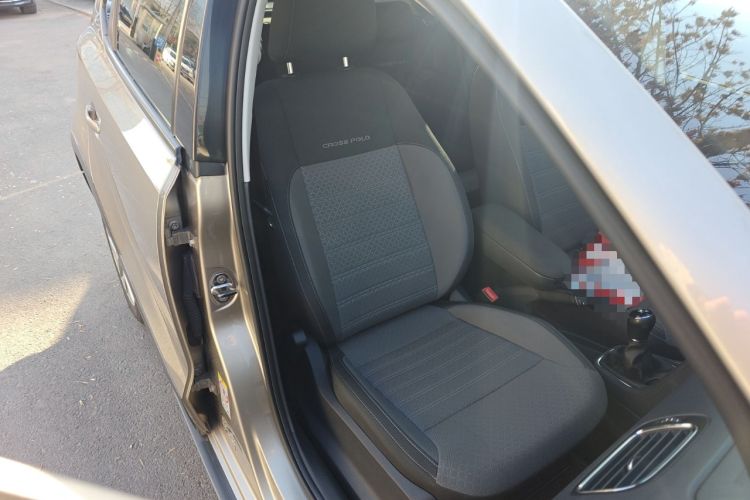Used Volkswagen Polo 2014 1.6L Cross Polo Manual Right Front Seat