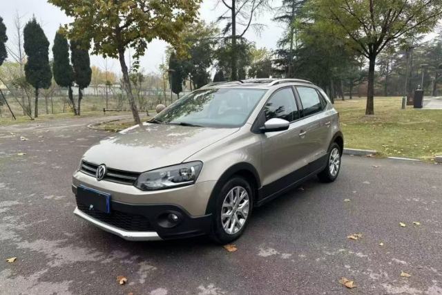 Used Volkswagen Polo 2014 1.6L Cross Polo Automatic