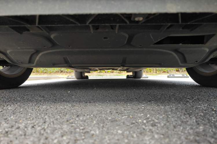 Used Volkswagen Polo 2014 1.6L Manual Comfort Edition Chassis Front