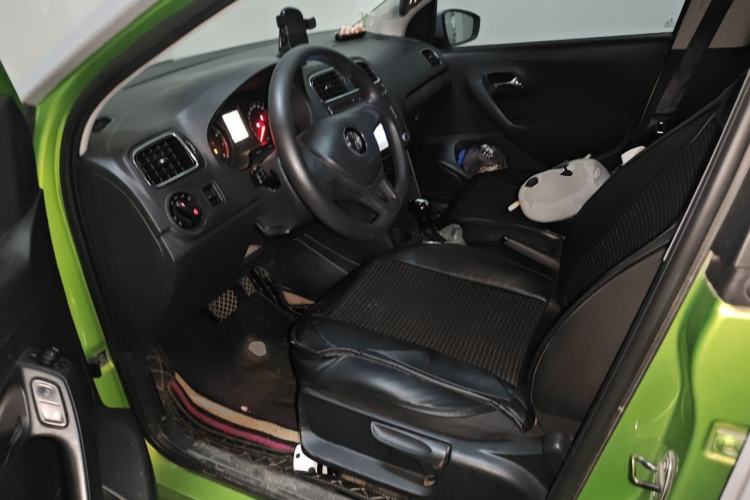 Used Volkswagen Polo 2014 1.4L Automatic Comfort Edition Driver Seat