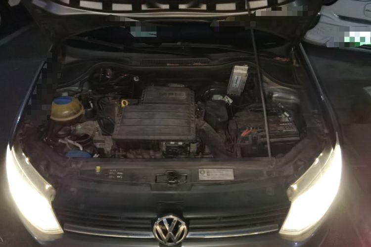 Used Volkswagen Polo 2014 1.4L Automatic Comfort Edition Engine Bay