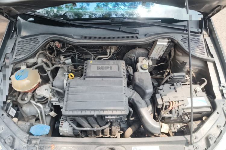 Used Volkswagen Polo 2014 1.6L Automatic Comfort Edition Engine Bay