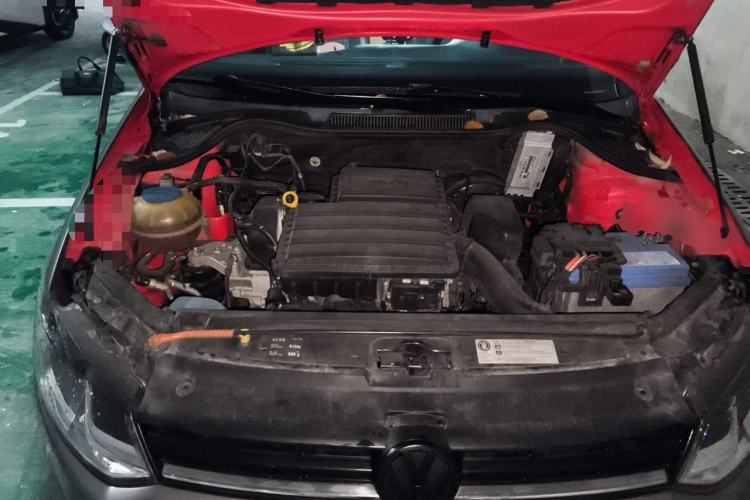 Used Volkswagen Polo 2014 1.6L Manual Comfort Edition Engine Bay