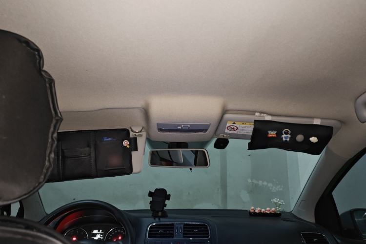 Used Volkswagen Polo 2014 1.4L Automatic Comfort Edition Headliner