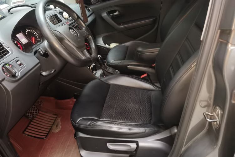 Used Volkswagen Polo 2014 1.4L Automatic Comfort Edition Left Front Seat