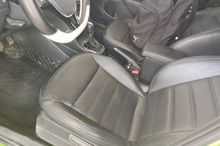 Used Volkswagen Polo 2014 1.6L Automatic Luxury Edition Left Front Seat