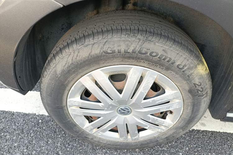 Used Volkswagen Polo 2014 1.4L Manual Fashion Edition Right Rear Wheel Hub