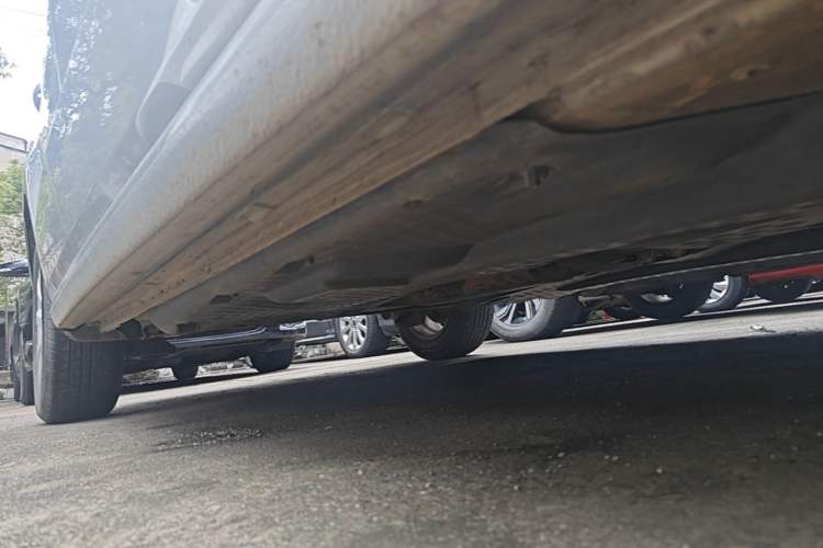 Used Volkswagen Polo 2014 1.4L Manual Fashion Edition Right Side Sill