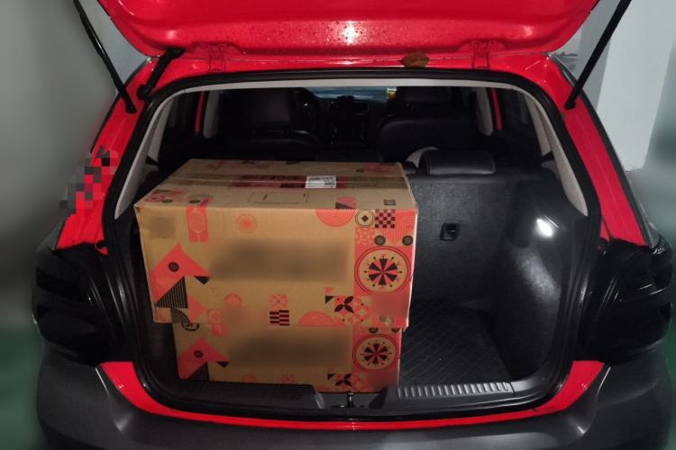 Used Volkswagen Polo 2014 1.6L Manual Comfort Edition Trunk