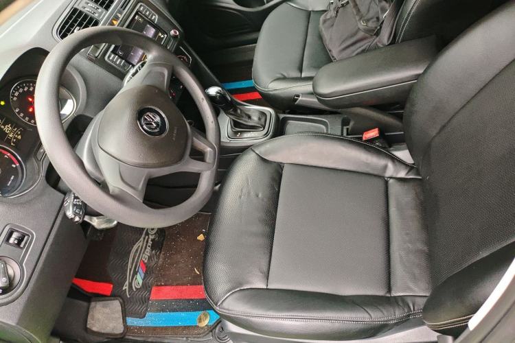 Used Volkswagen Polo 2014 1.6L Automatic Comfort Edition Driver Seat