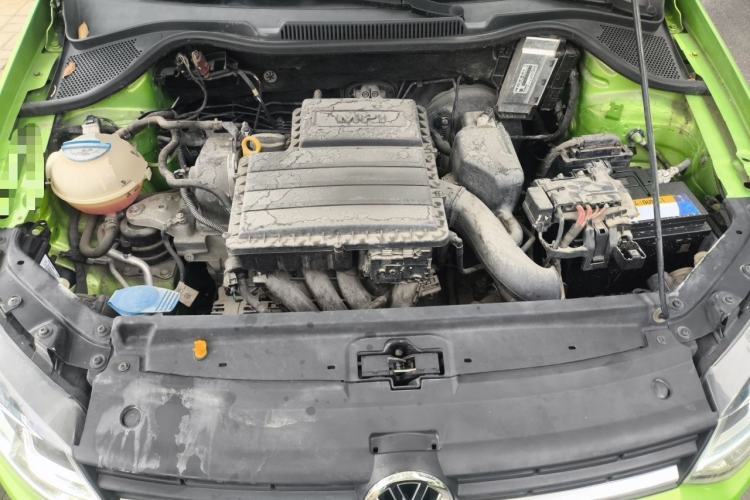 Used Volkswagen Polo 2014 1.6L Automatic Comfort Edition Engine Bay