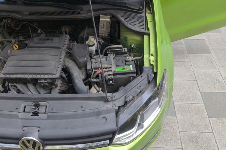 Used Volkswagen Polo 2014 1.6L Automatic 30th Anniversary Edition Engine Bay Left