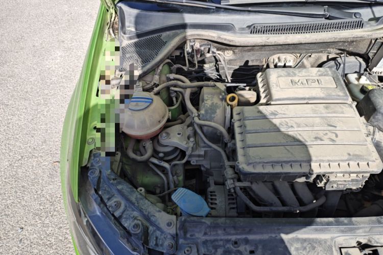 Used Volkswagen Polo 2014 1.4L Manual Fashion Edition Engine Bay Right