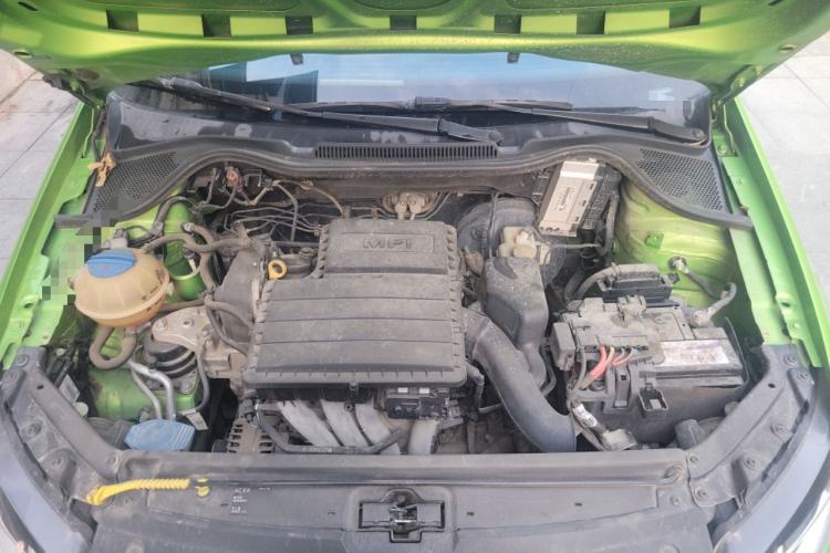 Used Volkswagen Polo 2014 1.6L Automatic Comfort Edition Engine Bay