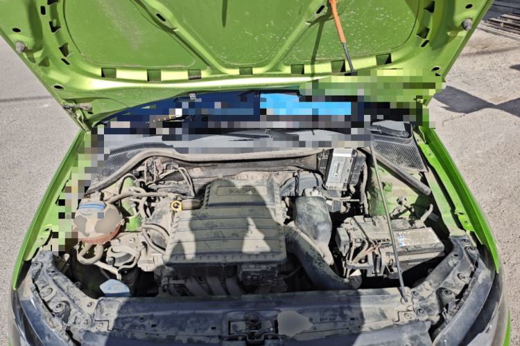 Used Volkswagen Polo 2014 1.4L Manual Fashion Edition Engine Bay