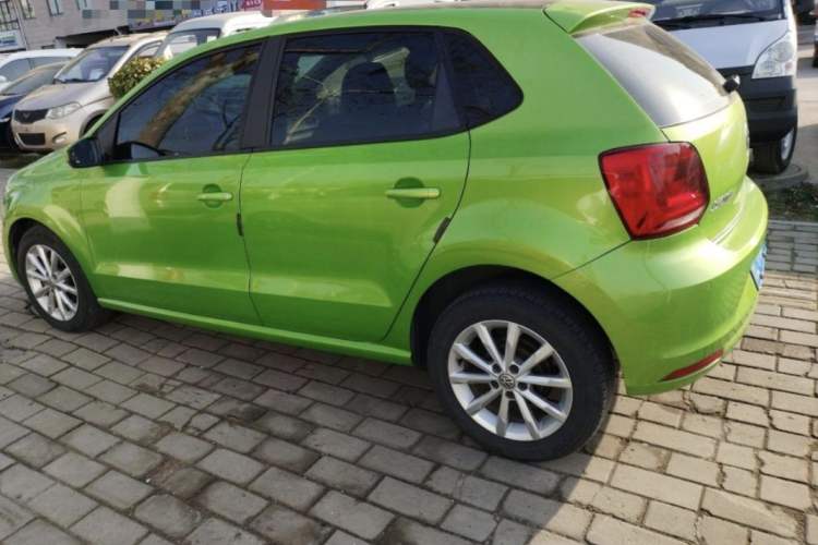 Used Volkswagen Polo 2014 1.6L Automatic Luxury Edition Exterior 3