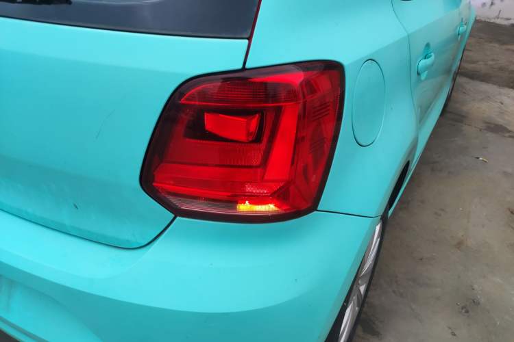 Used Volkswagen Polo 2014 1.4L Automatic Comfort Edition Exterior 3