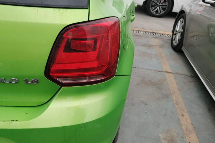 Used Volkswagen Polo 2014 1.6L Automatic Comfort Edition Exterior 3