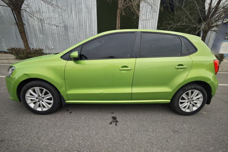 Used Volkswagen Polo 2014 1.6L Automatic Comfort Edition Exterior 4