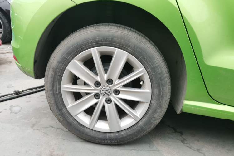 Used Volkswagen Polo 2014 1.6L Automatic Comfort Edition Exterior 5