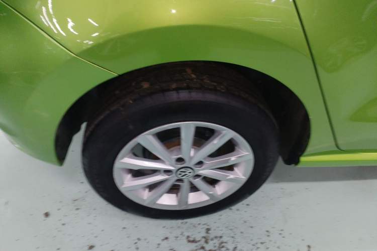 Used Volkswagen Polo 2014 1.6L Automatic Luxury Edition Exterior 8