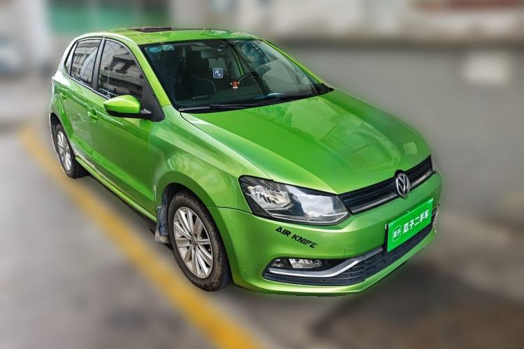 Used Volkswagen Polo 2014 1.6L Automatic Comfort Edition Front Right 45 Deg