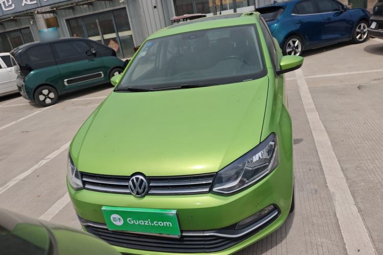 Used Volkswagen Polo 2014 1.6L Automatic Luxury Edition Front