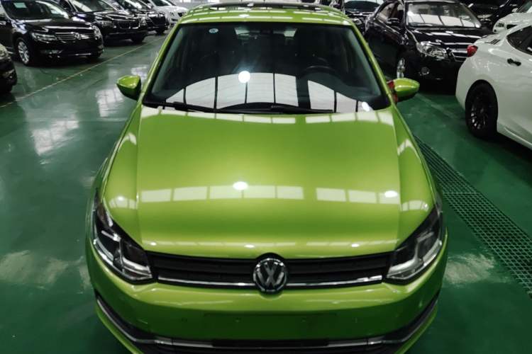 Used Volkswagen Polo 2014 1.6L Automatic Luxury Edition Front