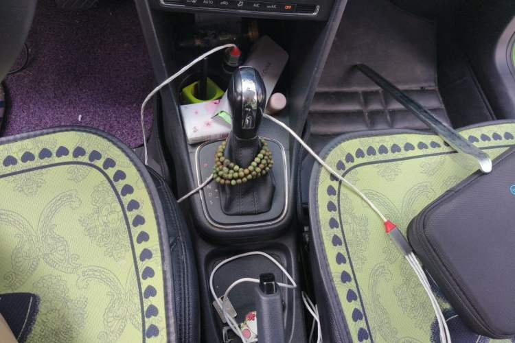 Used Volkswagen Polo 2014 1.6L Automatic 30th Anniversary Edition Gear Lever