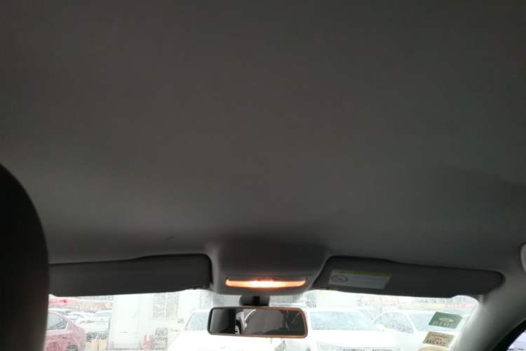 Used Volkswagen Polo 2014 1.6L Automatic Comfort Edition Headliner