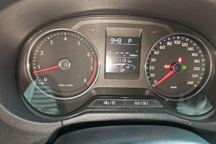 Used Volkswagen Polo 2014 1.6L Automatic Comfort Edition Instrument Cluster