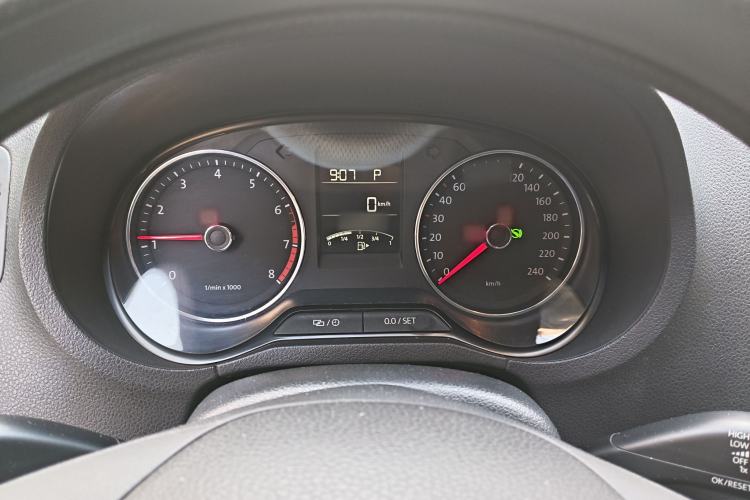 Used Volkswagen Polo 2014 1.6L Automatic Comfort Edition Instrument Cluster