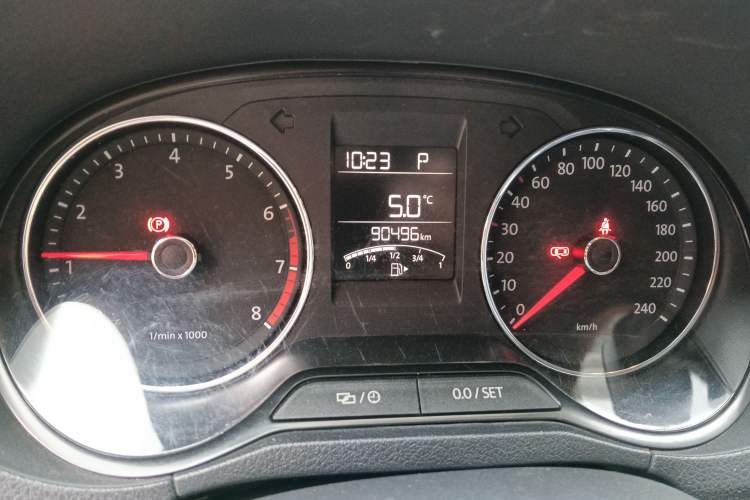 Used Volkswagen Polo 2014 1.6L Automatic Luxury Edition Instrument Cluster