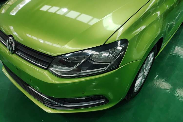 Used Volkswagen Polo 2014 1.6L Automatic Luxury Edition Left Front Headlight