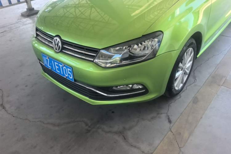 Used Volkswagen Polo 2014 1.6L Automatic Luxury Edition Left Front Headlight