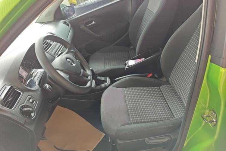 Used Volkswagen Polo 2014 1.6L Automatic Comfort Edition Left Front Seat