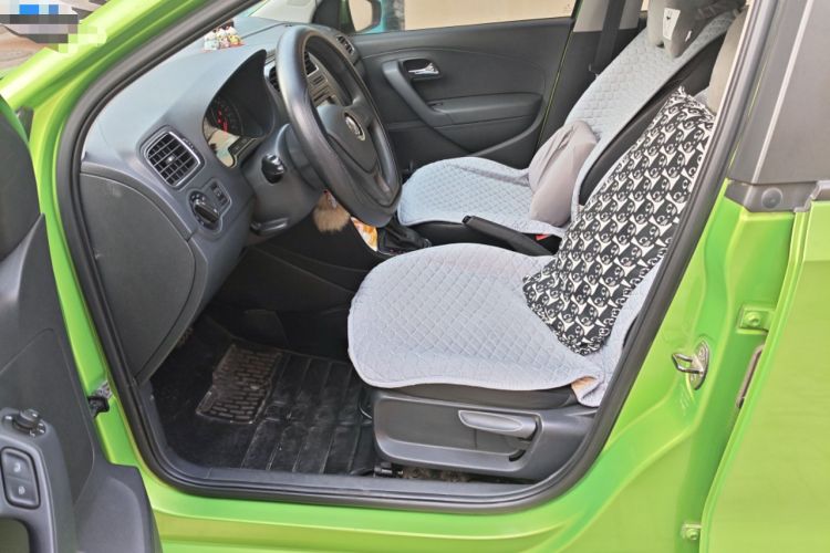 Used Volkswagen Polo 2014 1.6L Automatic Comfort Edition Left Front Seat
